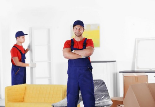 Moving day planning for local removal services in Hounslow