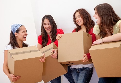 Packing boxes and moving supplies for homes in Hounslow