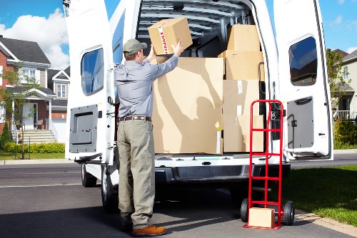 Reliable moving truck for household and business relocations in Hounslow